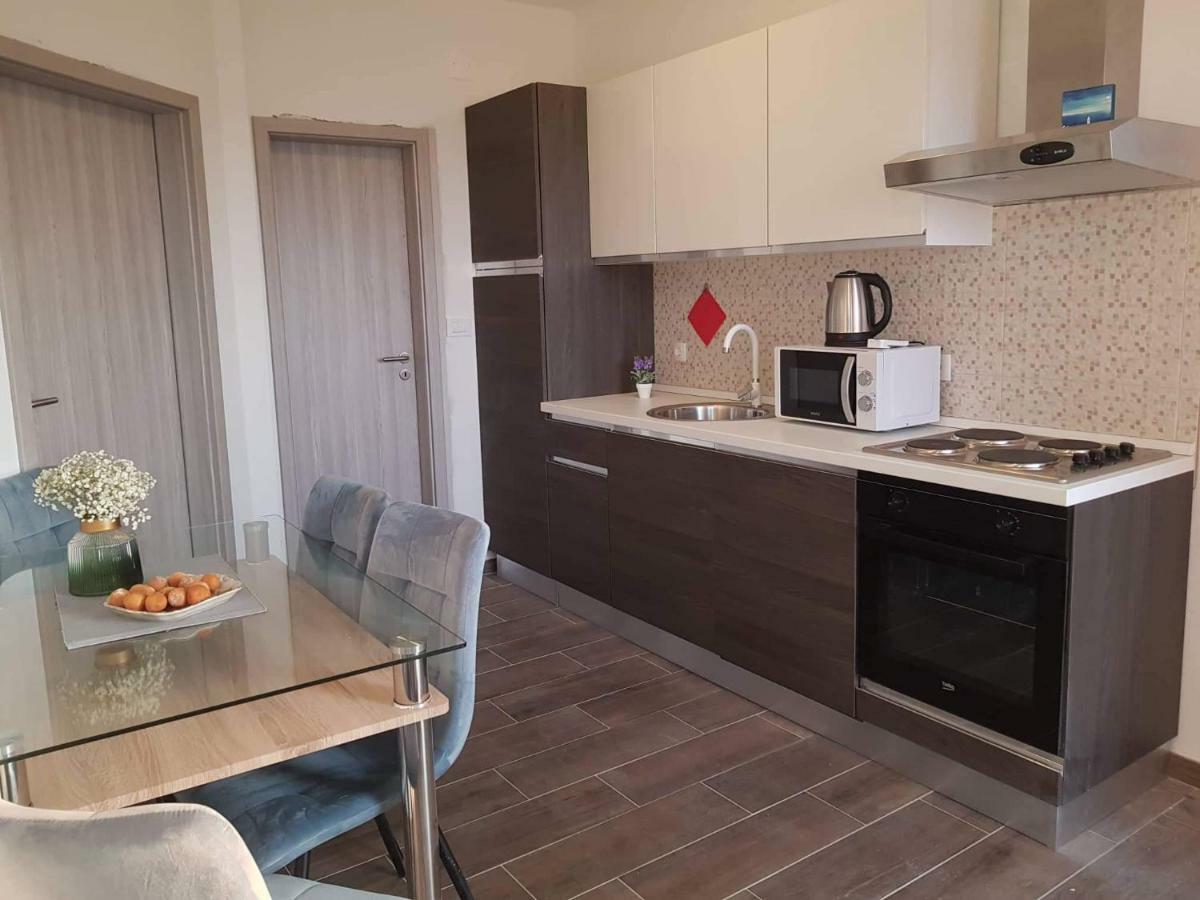 Apartmani Luce I Miho Nin Exteriér fotografie