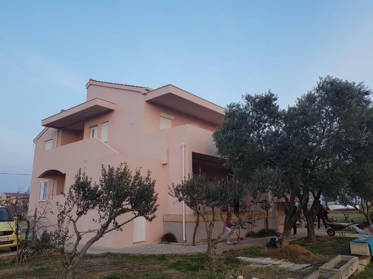 Apartmani Luce I Miho Nin Exteriér fotografie