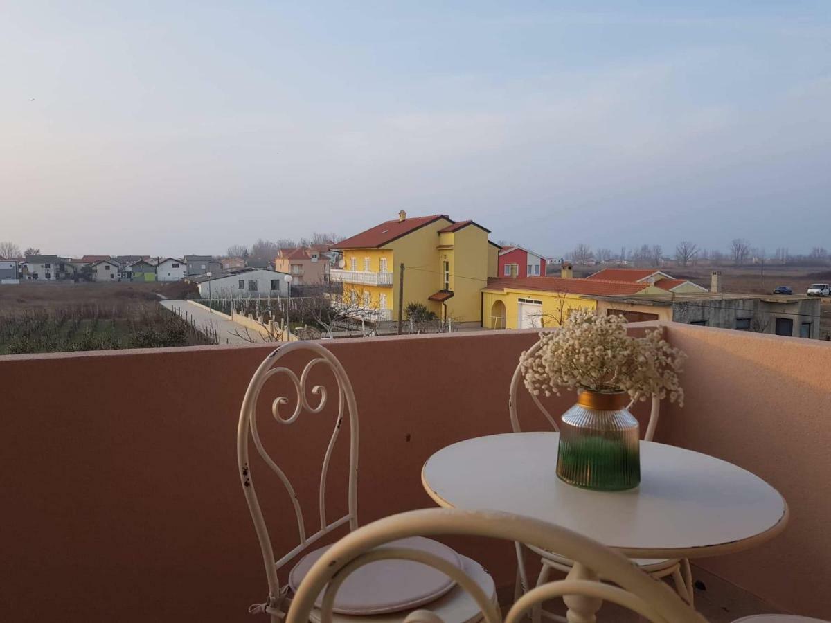 Apartmani Luce I Miho Nin Exteriér fotografie