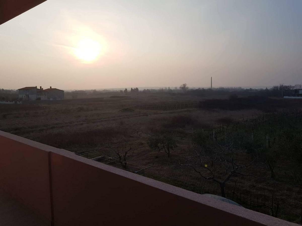 Apartmani Luce I Miho Nin Exteriér fotografie